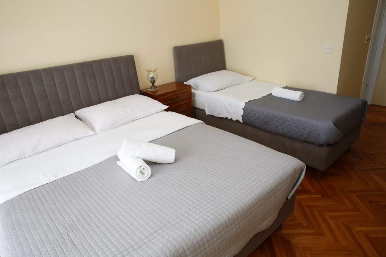 Apartment And Rooms Villa Kolonada Vodice Exterior photo