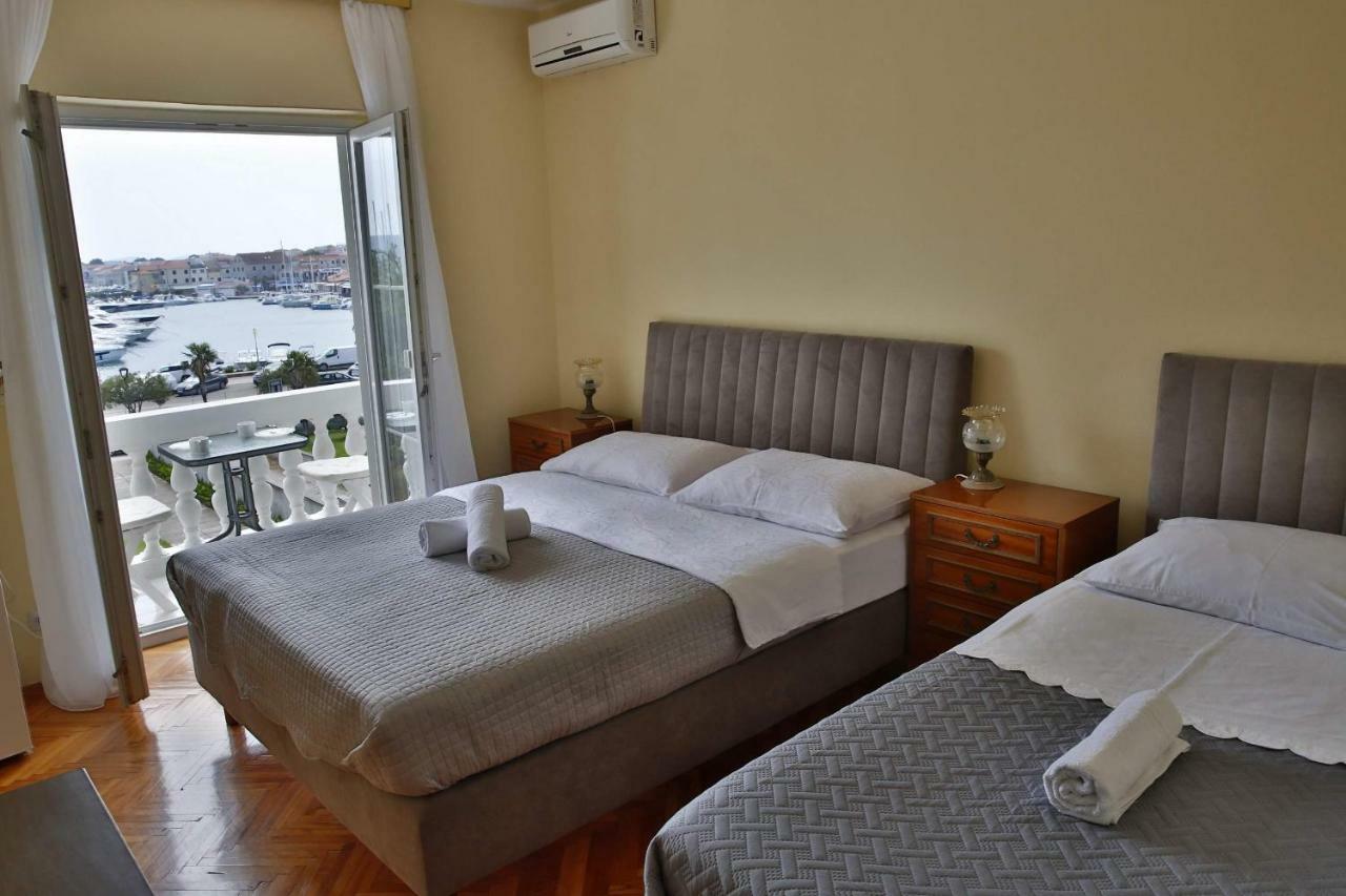 Apartment And Rooms Villa Kolonada Vodice Exterior photo